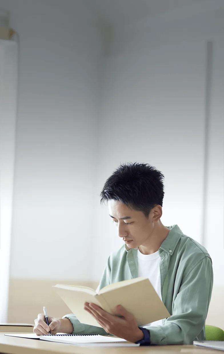 大学卒業同等の「高度専門士」を付与！大学院進学や就職に有利に