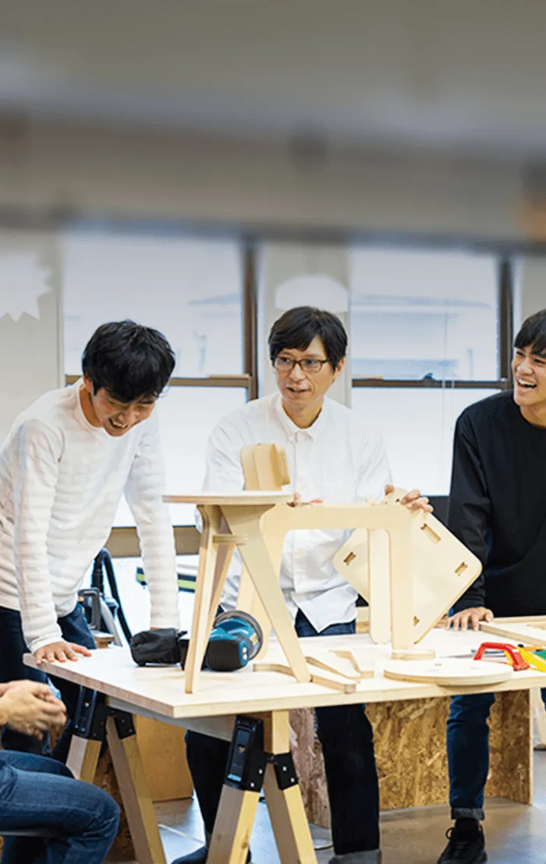 実習中心の特化型カリキュラム