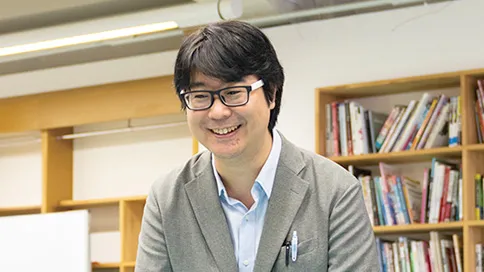 岡田 直己 先生