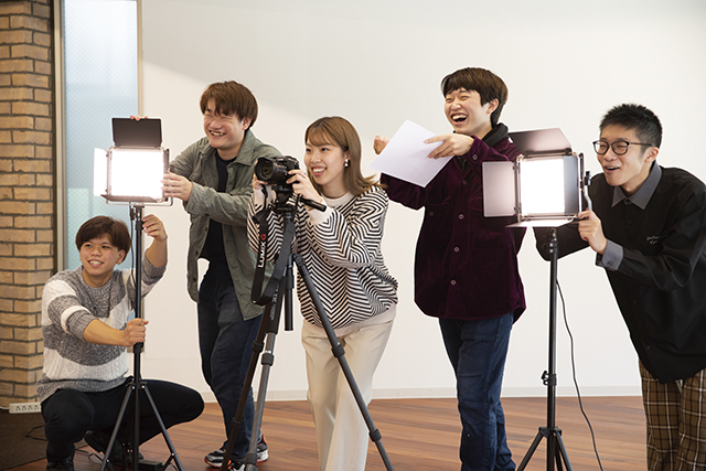 動画を撮影する様子