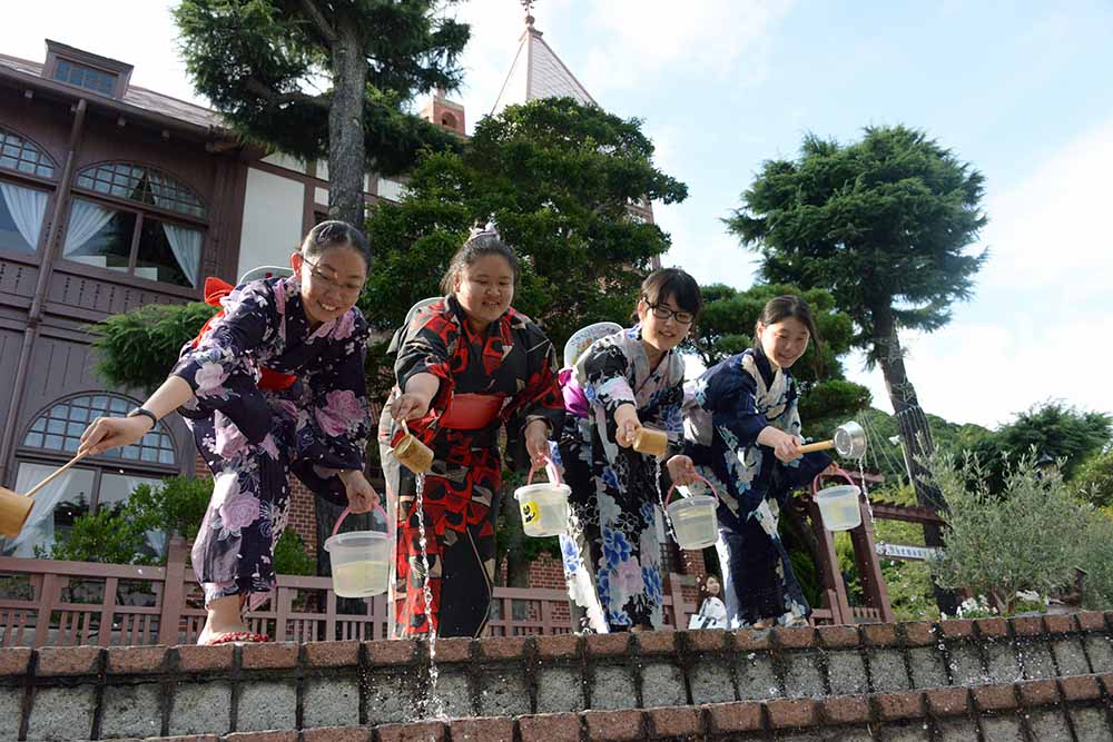 学生が近隣の皆さまと一緒に地球環境問題について「出来ることから始める」イベント「第12回クールアースウィーク」を開催。誰でも日々の生活ですぐに「楽しみながら」取り組めるようなイベントを企画運営します